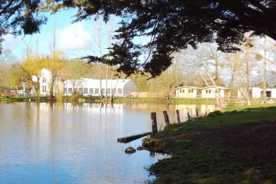 فندق Saint-Hilaire-le-Vouhisفي  Domaine De L'Etanchet المظهر الخارجي الصورة